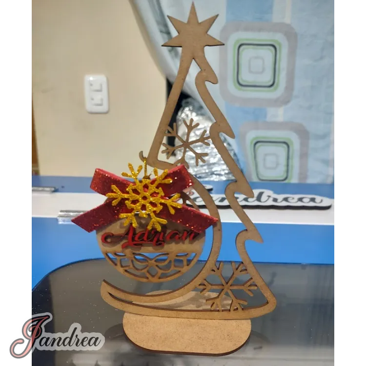Árbol de navidad con bombillo personalizado