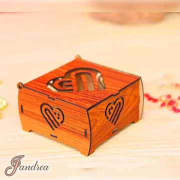 Caja de corazones perforados con tapa integrada Cerezo