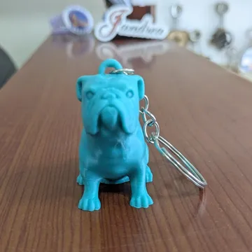 Perro pug color verde