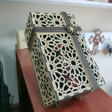 Caja de regalo rectangular crudo