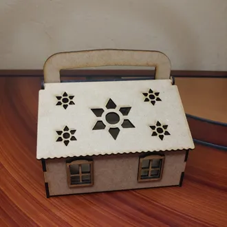 Caja en forma de casa