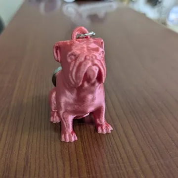 Perro pug color rojo